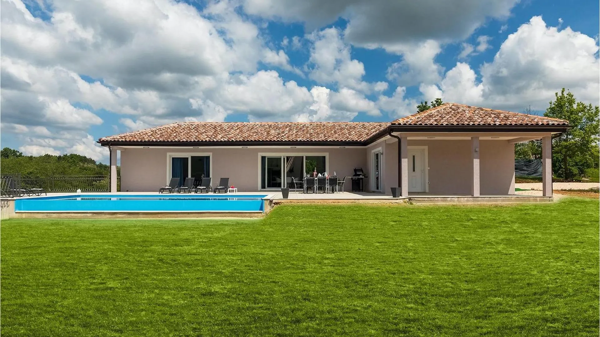 Holiday home Villa Heaven Heki